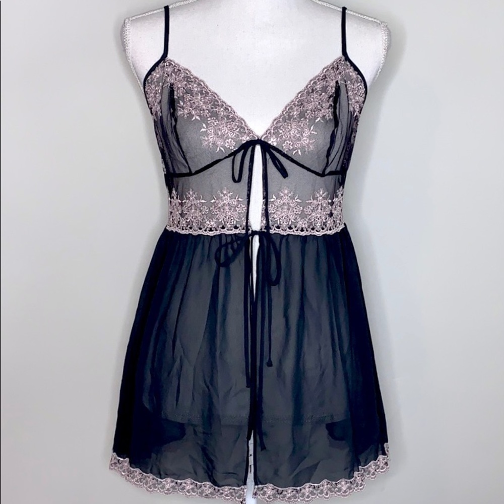 Victoria’s Secret Mesh Y2k Embroidered Babydoll